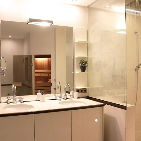 Rosenhaus - Luxorioeses Mit Viel Platz Fuer Ganze Familie Von 