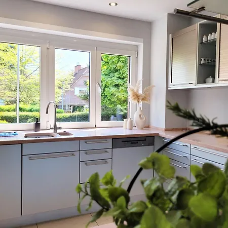 Luxus-strandhaus: Wellness-oase Mit Garten Und Grill Timmendorfer Strand