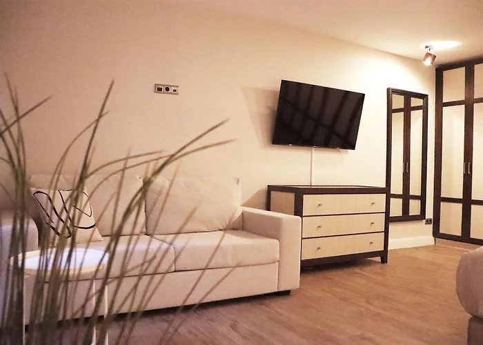 Rosenhaus - Luxorioeses Mit Viel Platz Fuer Ganze Familie Von 